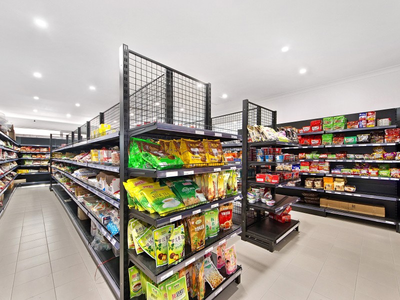 90 Markeri Street, Mermaid Waters QLD 4218