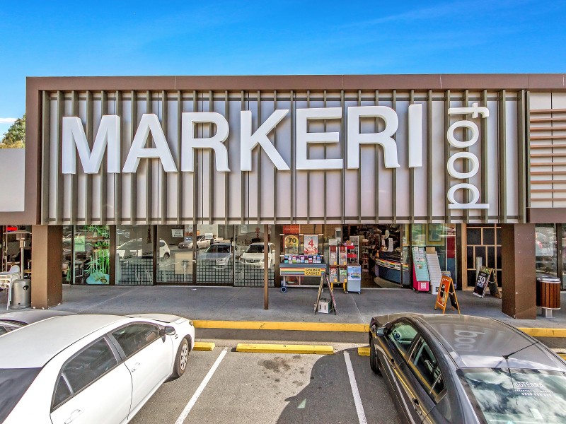 90 Markeri Street, Mermaid Waters QLD 4218