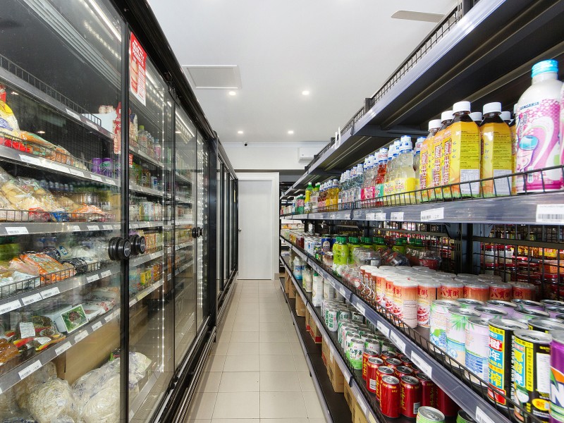 90 Markeri Street, Mermaid Waters QLD 4218