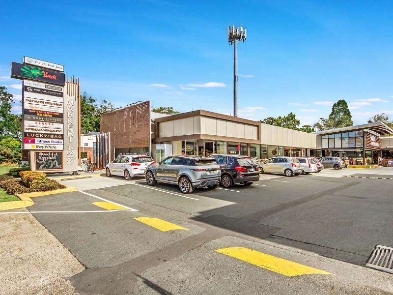 90 Markeri Street, Mermaid Waters QLD 4218