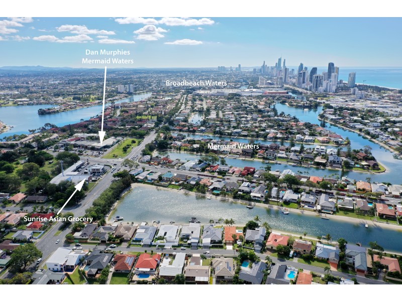 90 Markeri Street, Mermaid Waters QLD 4218