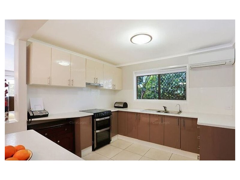 63 Mingaletta Drive, Ashmore QLD 4214