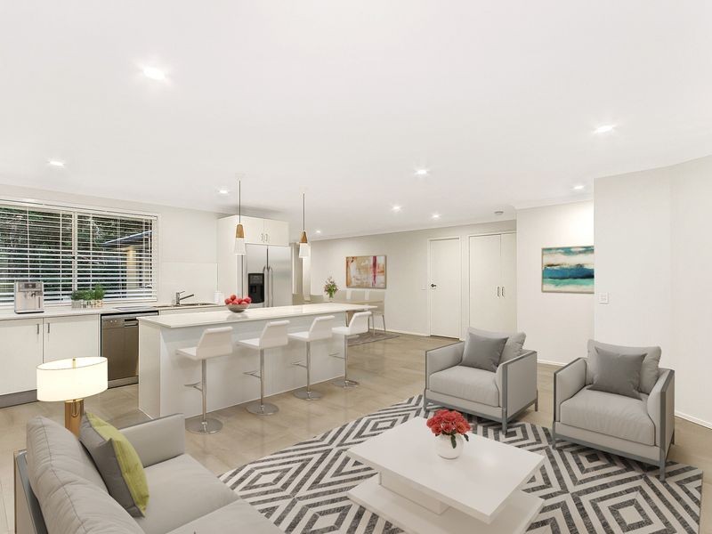 27 Dunsby Drive, Carrara QLD 4211