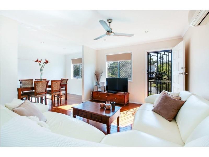 9 Lachlan Avenue, Molendinar QLD 4214