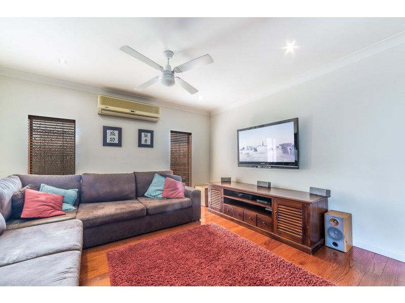 54 Lambros Drive, Benowa QLD 4217