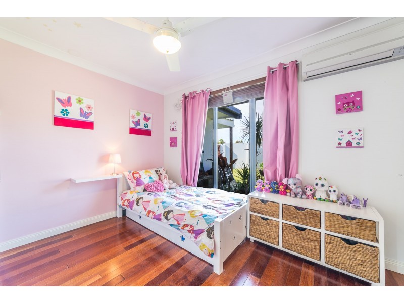 54 Lambros Drive, Benowa QLD 4217
