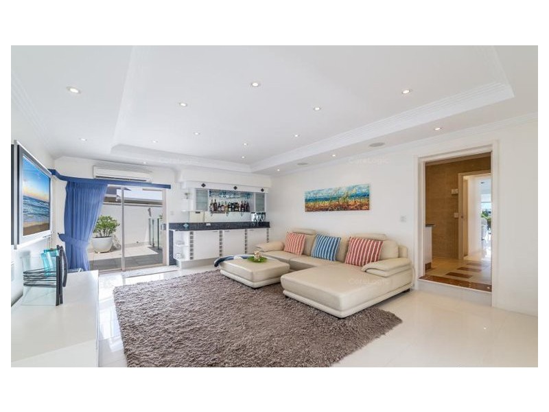 Benowa QLD 4217