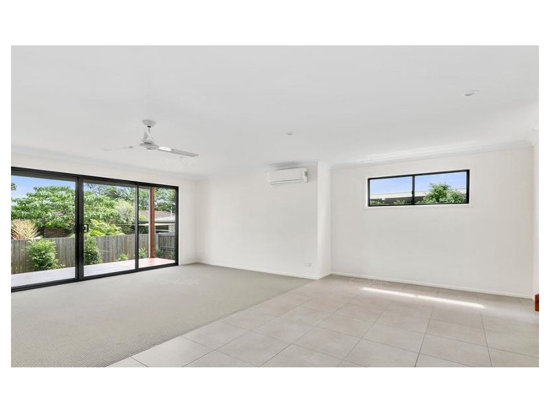 2/4 Grenfell Street, Nerang QLD 4211