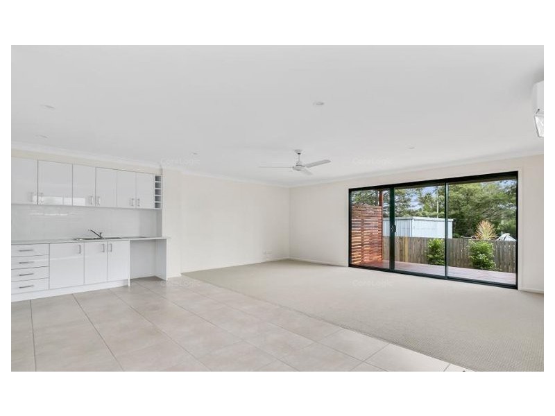 2/4 Grenfell Street, Nerang QLD 4211