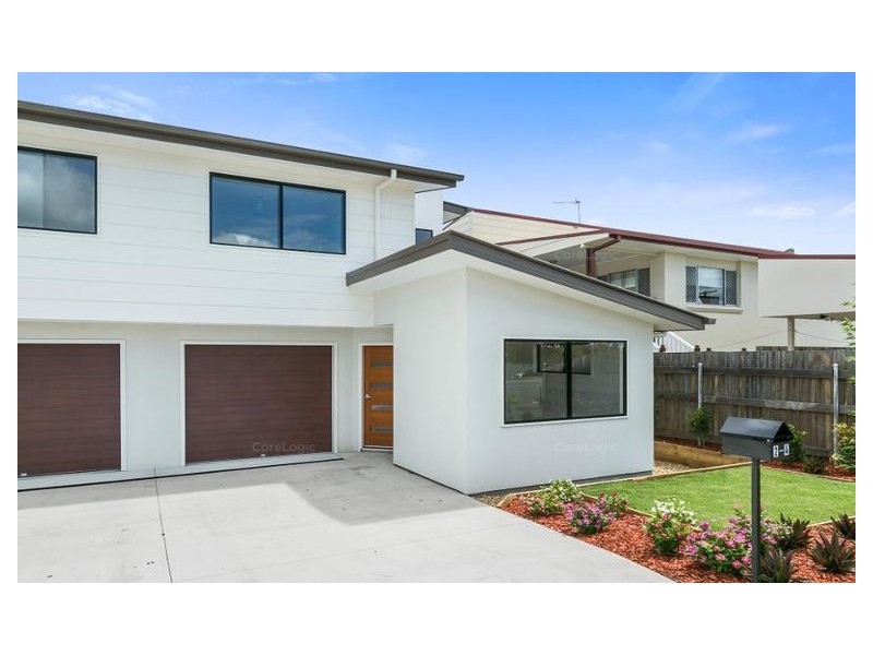 2/4 Grenfell Street, Nerang QLD 4211