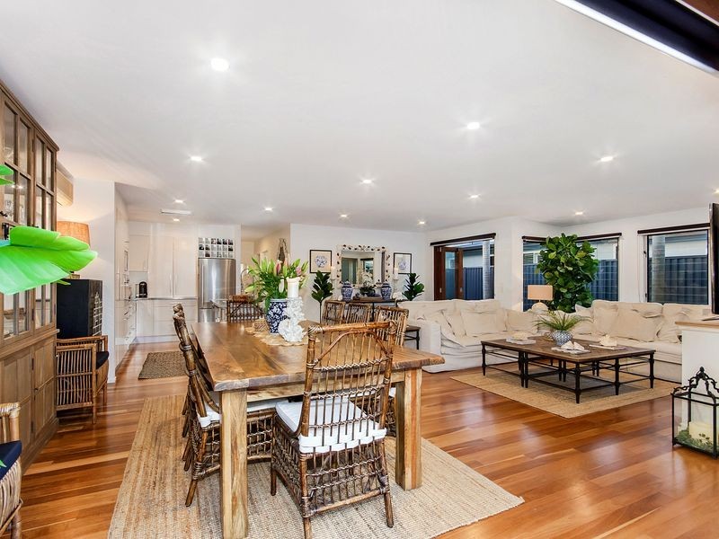 59 Manus Avenue, Palm Beach QLD 4221
