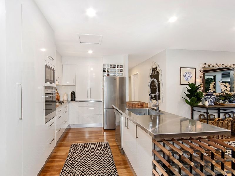 59 Manus Avenue, Palm Beach QLD 4221