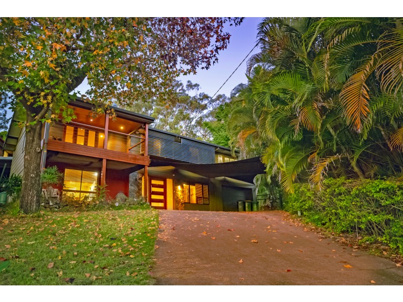 25 Darling Crescent, Molendinar QLD 4214