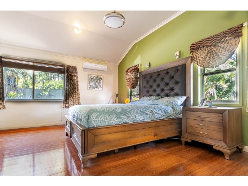 25 Darling Crescent, Molendinar QLD 4214