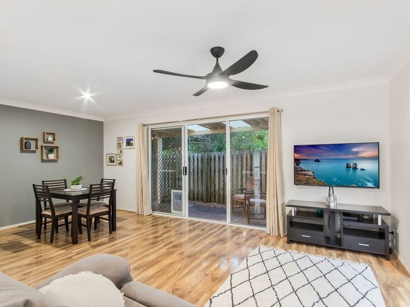 4 Oxbridge Chase, Arundel QLD 4214