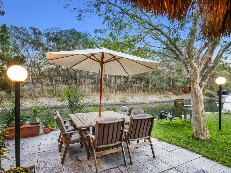 35 Korong Street, Southport QLD 4215