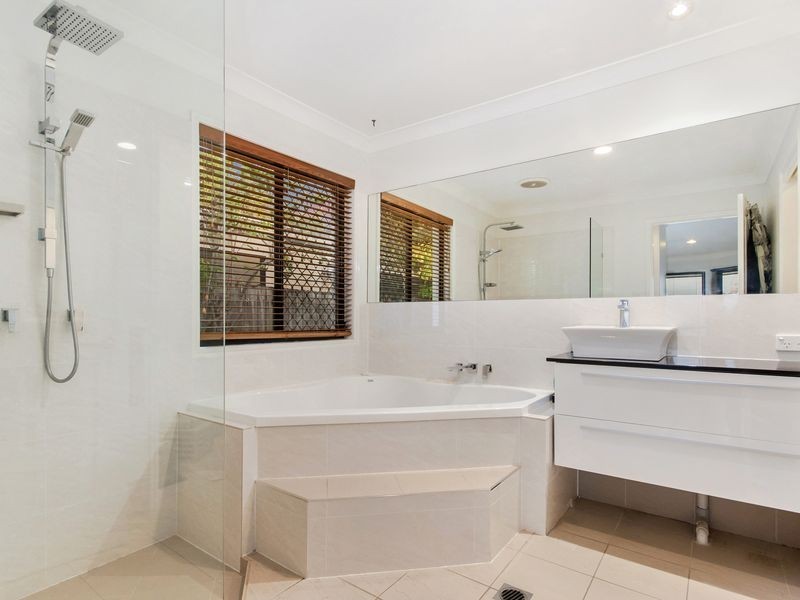 35 Korong Street, Southport QLD 4215