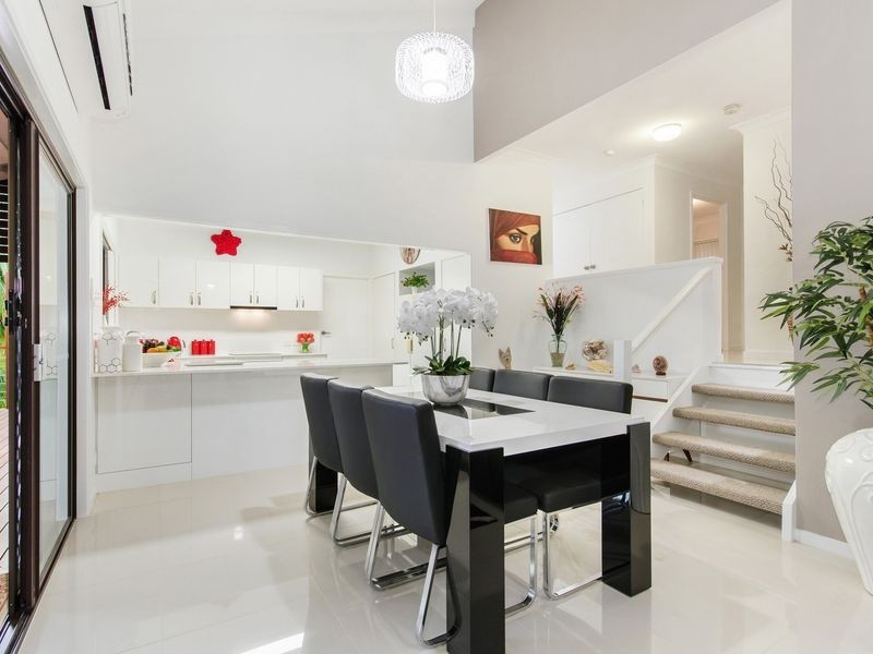 34 Freda Street, Ashmore QLD 4214