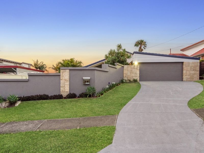 34 Freda Street, Ashmore QLD 4214