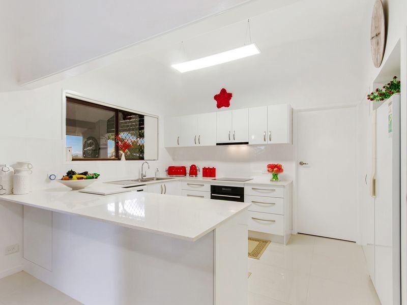 34 Freda Street, Ashmore QLD 4214