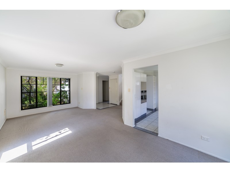 51 Clear River Boulevard, Ashmore QLD 4214