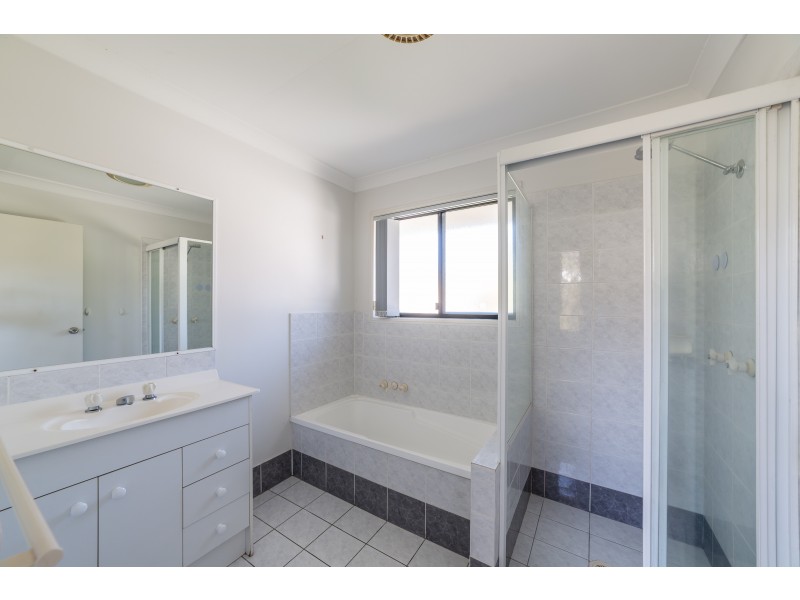 51 Clear River Boulevard, Ashmore QLD 4214