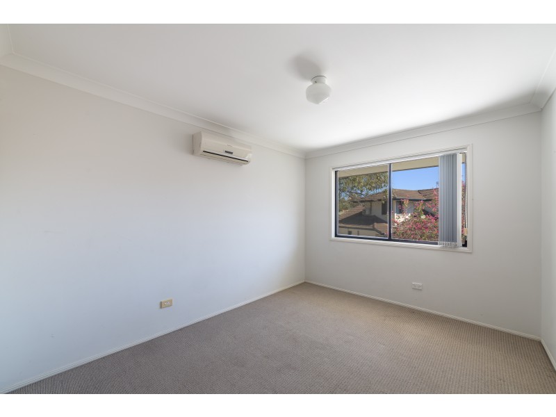 51 Clear River Boulevard, Ashmore QLD 4214