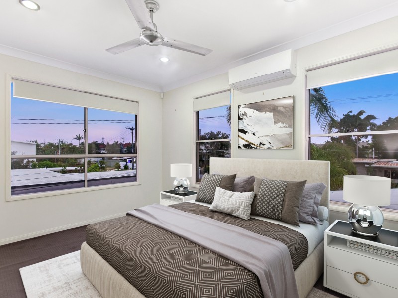 2/11 Rathbone Place, Labrador QLD 4215