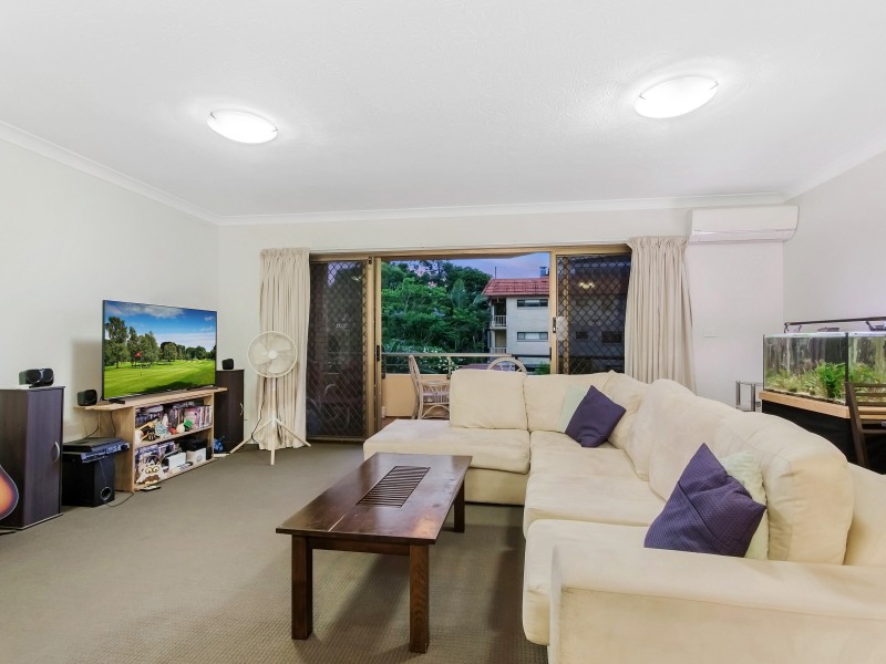 7/4 Kalyan Street, Chevron Island QLD 4217
