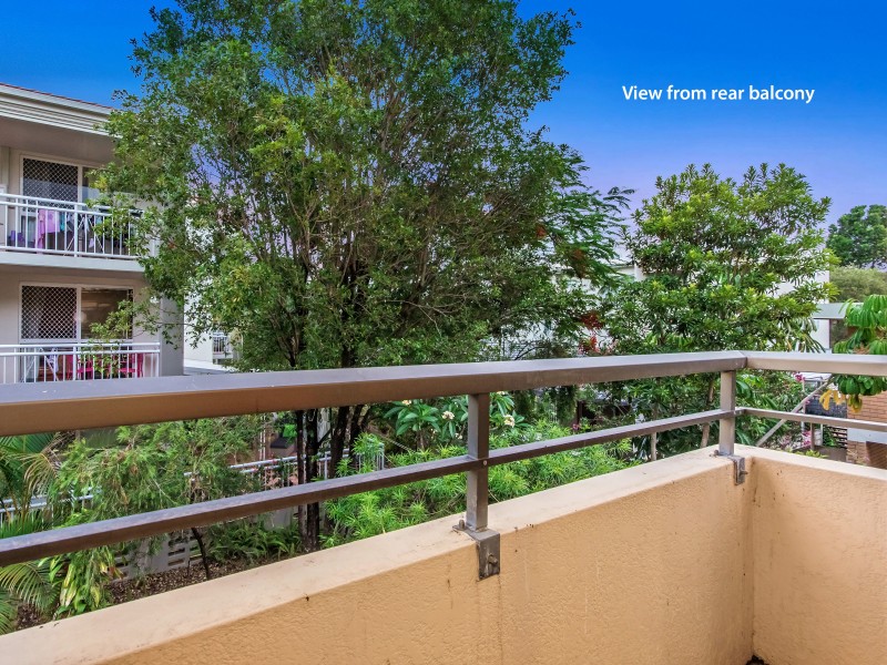 7/4 Kalyan Street, Chevron Island QLD 4217