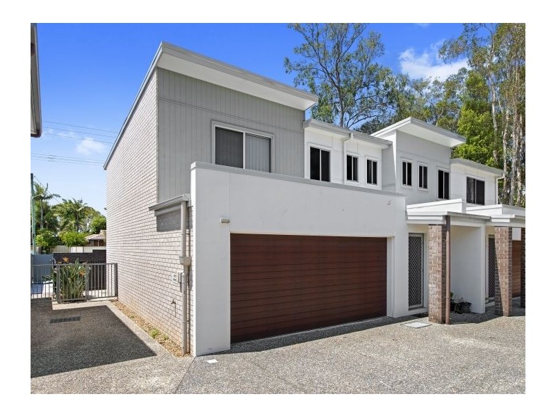 Unit 5/126 Central Street, Labrador QLD 4215