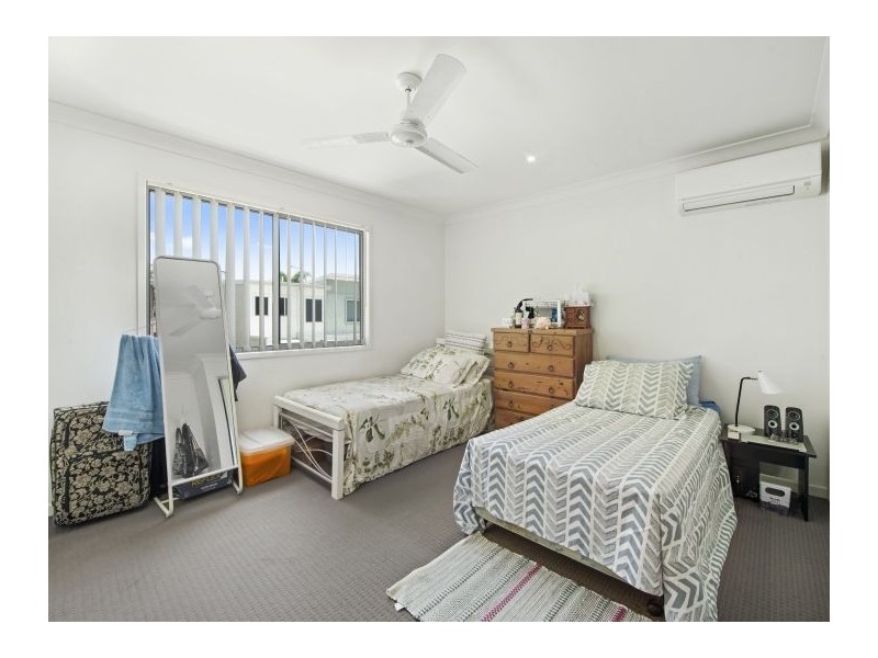 Unit 5/126 Central Street, Labrador QLD 4215