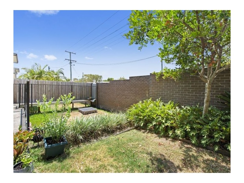 Unit 5/126 Central Street, Labrador QLD 4215