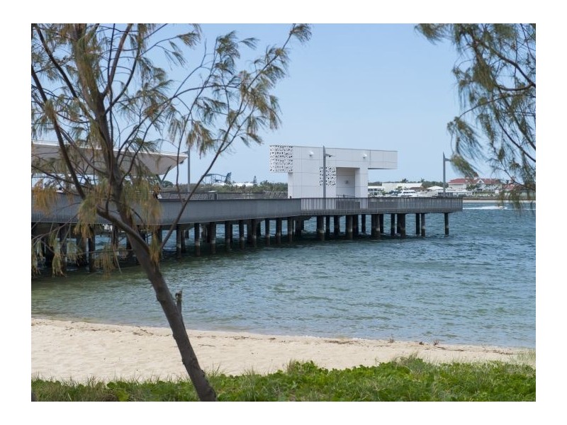 Unit 5/126 Central Street, Labrador QLD 4215