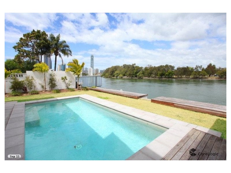 225 Stanhill Drive, Chevron Island QLD 4217