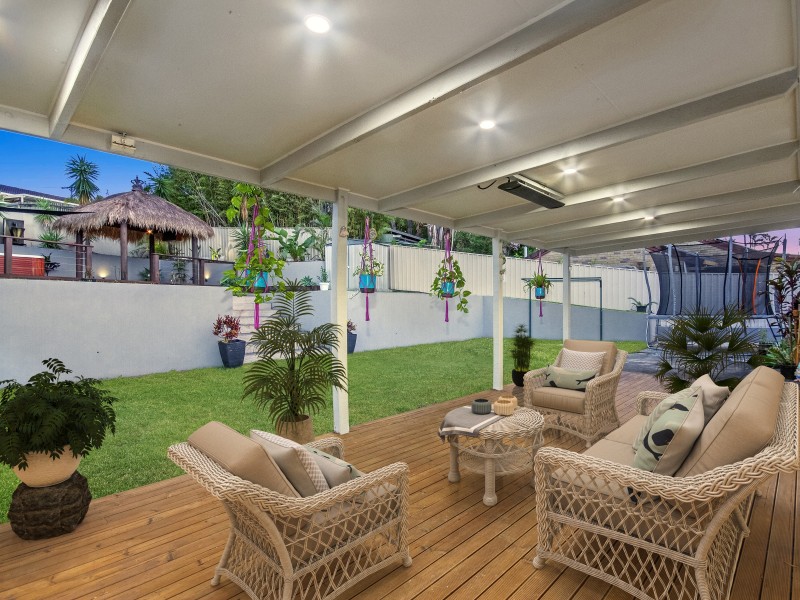 33 Forrest Avenue, Molendinar QLD 4214