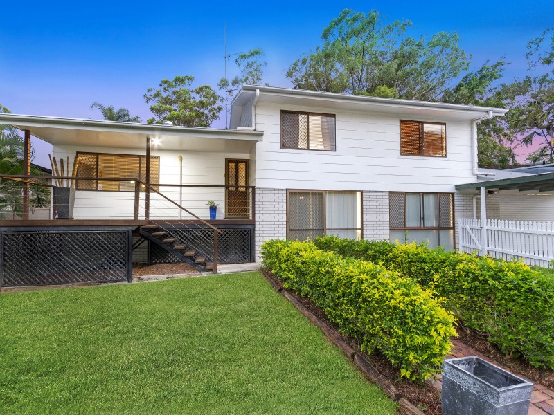 33 Forrest Avenue, Molendinar QLD 4214