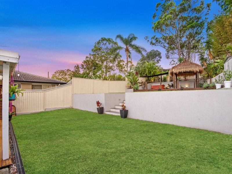 33 Forrest Avenue, Molendinar QLD 4214