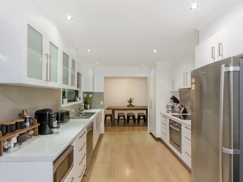 36 Numeralla Avenue, Ashmore QLD 4214