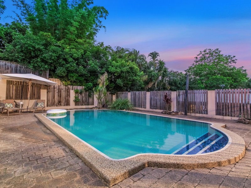 36 Numeralla Avenue, Ashmore QLD 4214