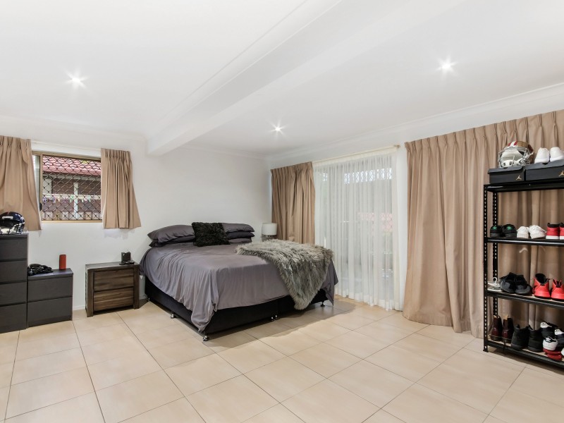 36 Numeralla Avenue, Ashmore QLD 4214