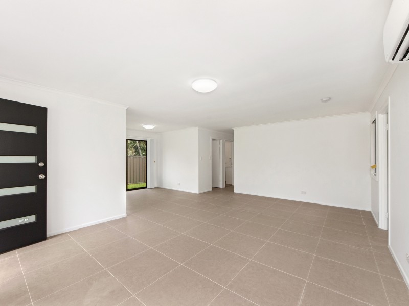 33 Bosun Parade, Ashmore QLD 4214