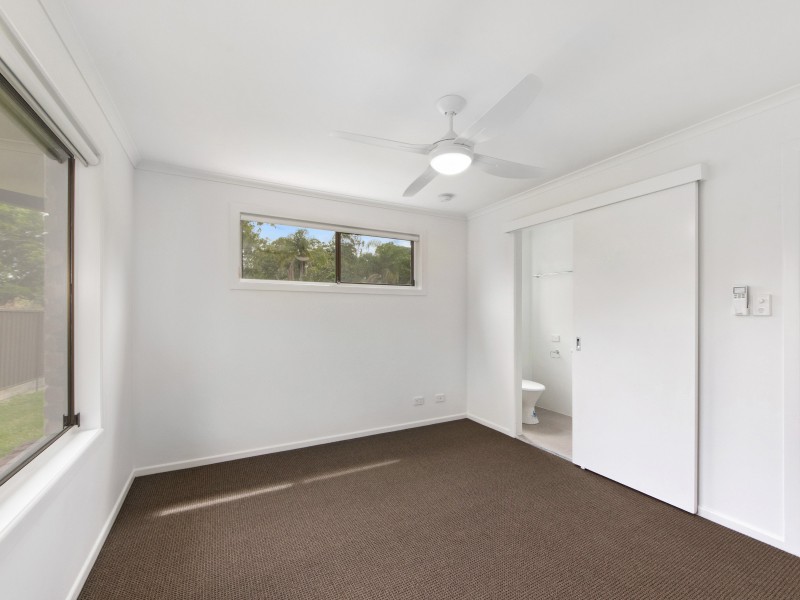 33 Bosun Parade, Ashmore QLD 4214