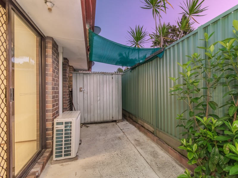 1/7 Ruth Anne Close, Labrador QLD 4215