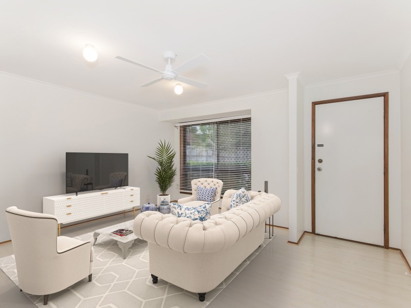 1/7 Ruth Anne Close, Labrador QLD 4215