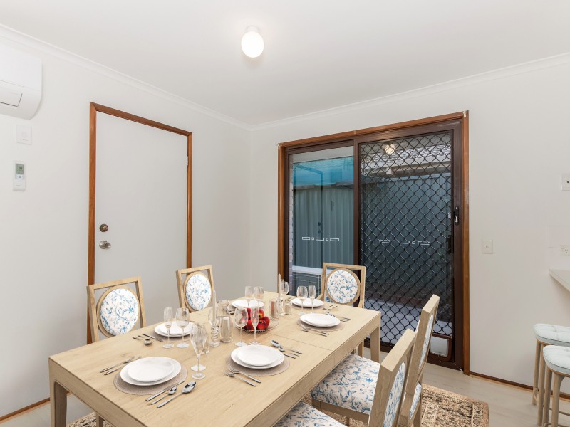 1/7 Ruth Anne Close, Labrador QLD 4215