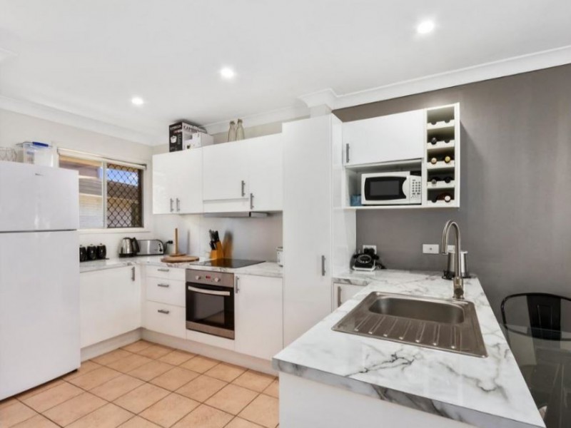 3/11 Thomas Drive, Chevron Island QLD 4217