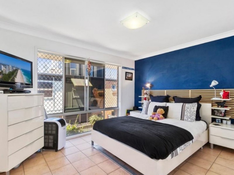 3/11 Thomas Drive, Chevron Island QLD 4217