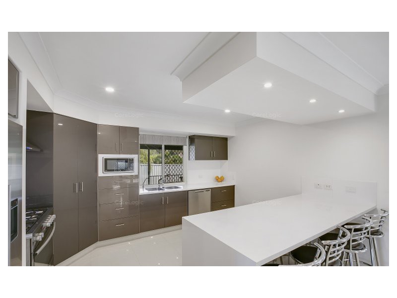 3 Alcott, Parkwood QLD 4214