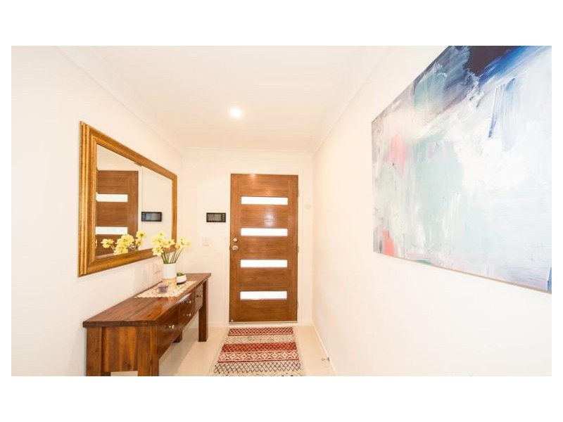 3 Alcott, Parkwood QLD 4214